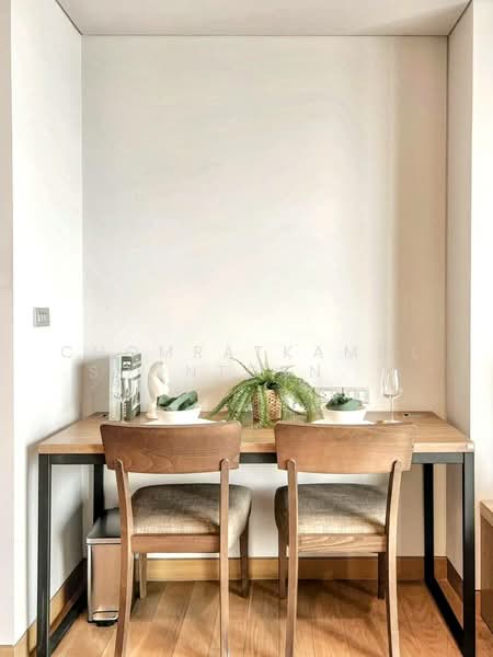The Lumpini 24, Bangkok, Sukhumvit 24 Road, Khong Tan, Khlong Toei, Bangkok, 2 Bedrooms, 55 sqm, Condo For Rent, by Chomratkamol Soontorntarawong (Gor), 500297551 - DDproperty.com