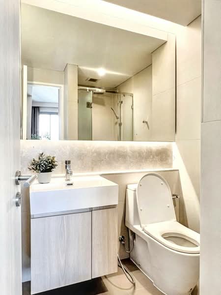 The Lumpini 24, Bangkok, Sukhumvit 24 Road, Khong Tan, Khlong Toei, Bangkok, 2 Bedrooms, 55 sqm, Condo For Rent, by Chomratkamol Soontorntarawong (Gor), 500297551 - DDproperty.com
