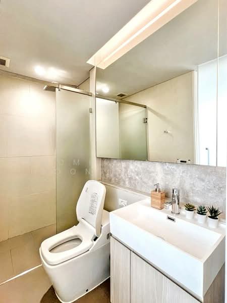 The Lumpini 24, Bangkok, Sukhumvit 24 Road, Khong Tan, Khlong Toei, Bangkok, 2 Bedrooms, 55 sqm, Condo For Rent, by Chomratkamol Soontorntarawong (Gor), 500297551 - DDproperty.com