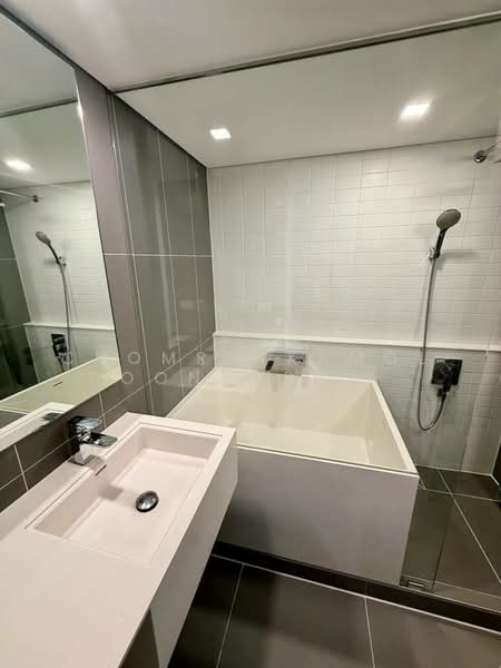 Siamese Sukhumvit 48, Bangkok, 1498 Soi Sukhumvit 48, Phra Kanong, Khlong Toei, Bangkok, 1 Bedroom, 45 sqm, Condo For Rent, by Chomratkamol Soontorntarawong (Gor), 500297555 - DDproperty.com