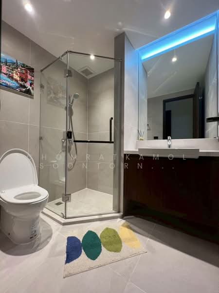 Thru Thonglor, Bangkok, Petchaburi Road, Bang Kapi, Huai Khwang, Bangkok, 2 Bedrooms, 65 sqm, Condo For Rent, by Chomratkamol Soontorntarawong (Gor), 500297560 - DDproperty.com