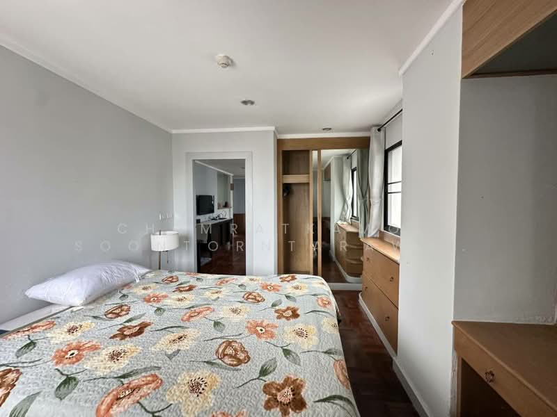 Sukhumvit Park, Bangkok, 27 Soi Sukhumvit 10, Khlong Toei, Khlong Toei, Bangkok, 2 Bedrooms, 65 sqm, Condo For Sale, by Chomratkamol Soontorntarawong (Gor), 500297578 - DDproperty.com