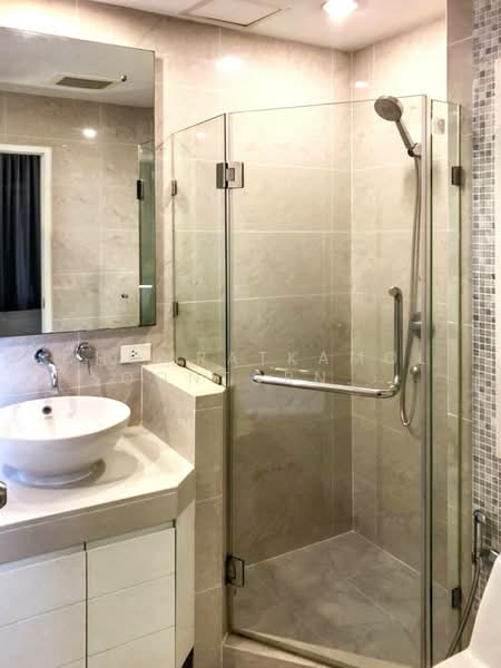 Baan Siri 24, Bangkok, 39 Sukhumvit 24 Alley, Khong Tan, Khlong Toei, Bangkok, 1 Bedroom, 60 sqm, Condo For Sale, by Chomratkamol Soontorntarawong (Gor), 500297600 - DDproperty.com