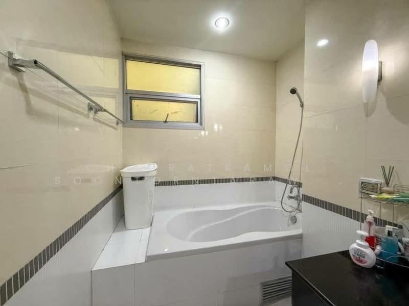 Baan Klang Krung Siam-Pathumwan : บ้านกลางกรุง สยาม-ปทุมวัน คอนโดมิเนียม, กรุงเทพ, ถนนเพชรบุรี แขวงถนนเพชรบุรี เขตราชเทวี กรุงเทพมหานคร, ถนนเพชรบุรี, ราชเทวี, กรุงเทพ, 85 ตร.ม., คอนโด ให้เช่า, โดย Chomratkamol Soontorntarawong (Gor), 500297608 - DDproperty.com