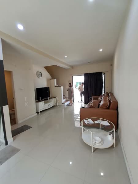 The Metro Ramkahaeng, Bangkok, Rat Phatthana, Saphan Sung, Bangkok, 3 Bedrooms, 148 sqm, Townhouse For Rent, by Tittayaporn Kim (Jenny), 500297642 - DDproperty.com