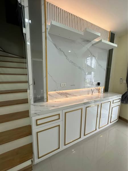 Golden Town Sathorn, Bangkok, Kanlapaphruek Road, Bangkhuntien, Chom Thong, Bangkok, 3 Bedrooms, 103 sqm, Townhouse For Sale, by Itthiwat Chulaolan, 500297671 - DDproperty.com