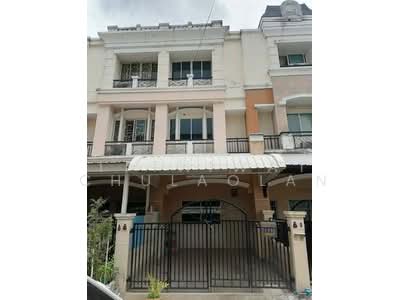 ขาย - Parinyalak Wongwan Sathorn : ปริญลักษณ์ วงแหวนสาทร, กรุงเทพ