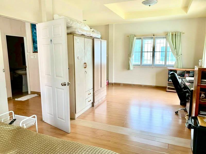 เรสซิเดนซ์ พาร์ค ชวนชื่นเลค 5, Bangkok, Tha Rang, Bang Khen, Bangkok, 4 Bedrooms, 100 sqm, Single Detached House For Sale, by สรภพ ยอดไชย (สีฝุ่น), 500297715 - DDproperty.com