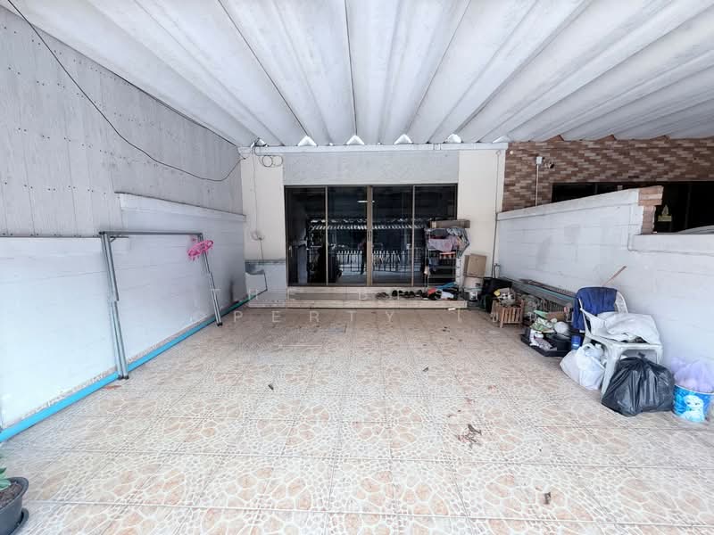 สวนจตุจักร ชลบุรี, Chon Buri (Pattaya), Huai Kapi, Muang Chon Buri, Chon Buri (Pattaya), 3 Bedrooms, 100 sqm, Townhouse For Sale, by The Best Property ไข่นุ้ย, 500297719 - DDproperty.com