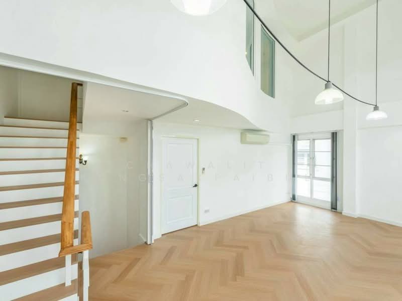 For Sale: 4-Story Home Office, The Park Ladprao-Wanghin, Corner Unit, Completely Renovated., Bangkok, ลาดพร้าววังหิน, Lat Phrao, Lat Phrao, Bangkok, 4 Bedrooms, 240 sqm, Townhouse For Sale, by CHAWALIT KONGSAKPAIBUL, 500297736 - DDproperty.com