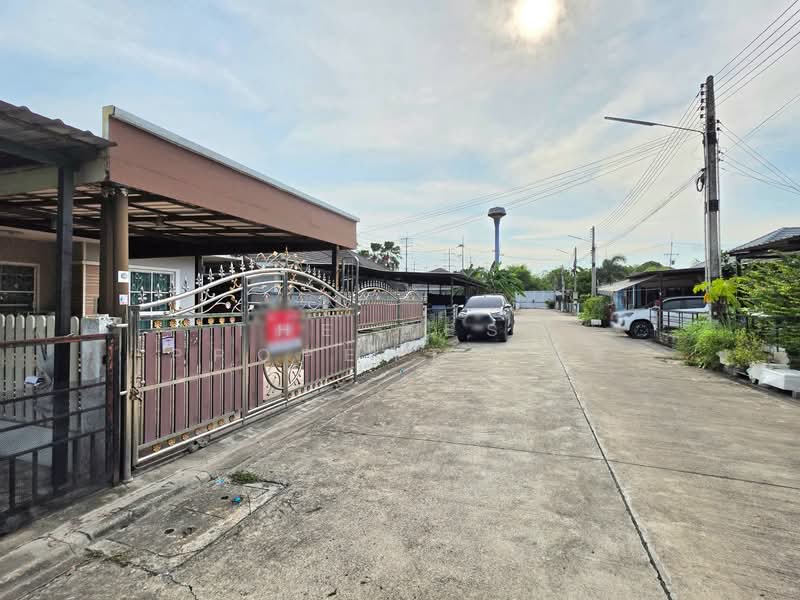 หมู่บ้านเดอะเดคโค่ หนองละลอก (The Deco Nong Lalok), Rayong, Nong Taphan, Ban Khai, Rayong, 2 Bedrooms, 88 sqm, Semi-Detached House (Twin House) For Sale, by The Best Property นุช, 500297760 - DDproperty.com