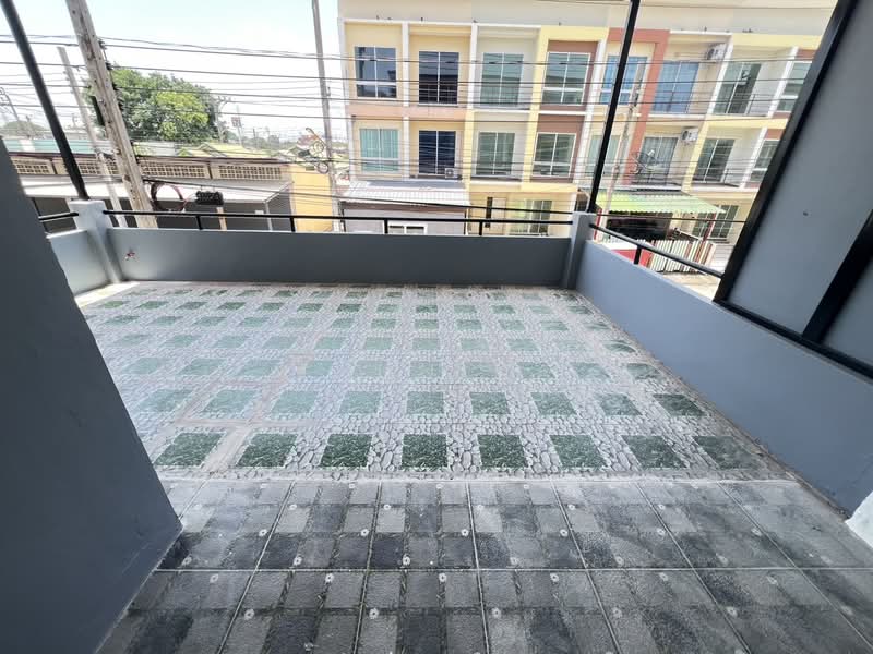 หมู่บ้านเพ็ญศิริ 4 : Pensiri 4, กรุงเทพ, Soi Muban Phen Siri 4 Liap Wari, หนองจอก, หนองจอก, กรุงเทพ, 240 ตร.ม., ทาวน์เฮ้าส์ ขาย, โดย Khun Na, 500297762 - DDproperty.com