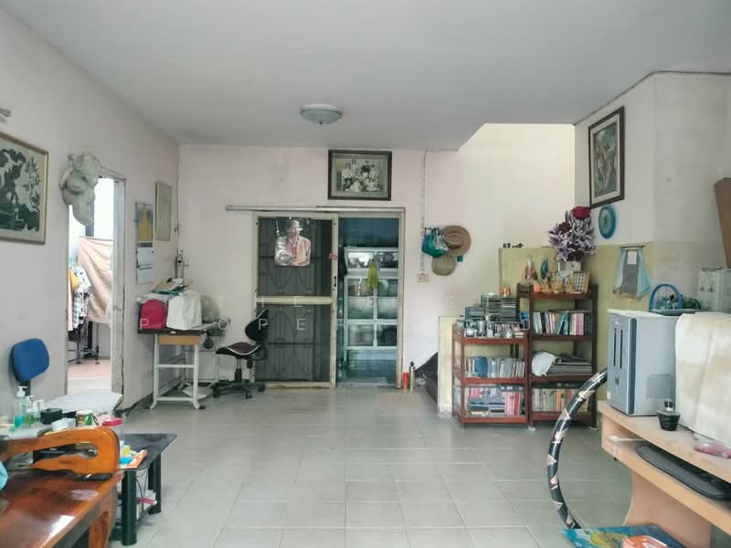 Passorn 12 Rangsit Klong 3, Pathum Thani, Yothathikan Khu Khot-Klong Luang Road, Khlong Sam, Khlong Luang, Pathum Thani, 3 Bedrooms, 100 sqm, Townhouse For Sale, by The Best Property โบว์, 500297794 - DDproperty.com