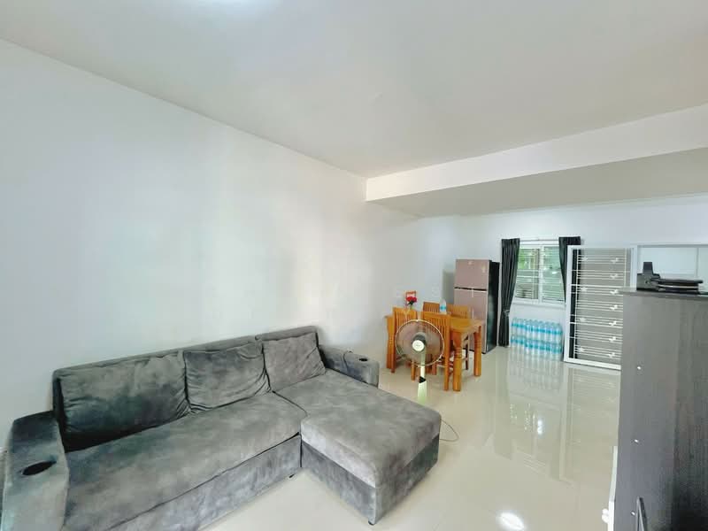 Lio Bliss Ladkrabang-Chalongkrung, Bangkok, Lam Pla Tiew, Lat Krabang, Bangkok, 3 Bedrooms, 105 sqm, Townhouse For Sale, by The Best Property เจน, 500297799 - DDproperty.com