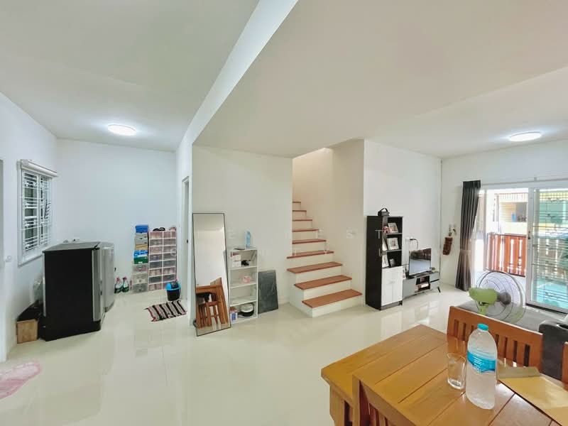Lio Bliss Ladkrabang-Chalongkrung, Bangkok, Lam Pla Tiew, Lat Krabang, Bangkok, 3 Bedrooms, 105 sqm, Townhouse For Sale, by The Best Property เจน, 500297799 - DDproperty.com
