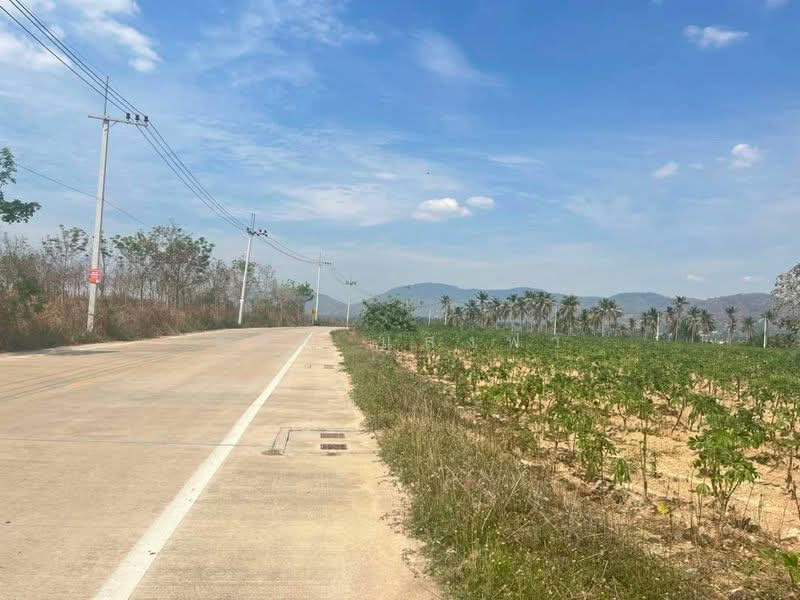 ขายที่ดินทำเลทอง บ่อวิน-ศรีราขา 108 ไร่ ผังม่วงติดถนน 3 ด้าน, ชลบุรี, บ่อวิน, ศรีราชา, ชลบุรี, 172,800 ตร.ม., ที่ดิน ขาย, โดย ดุสิต แสงฟ้า, 500297830 - DDproperty.com