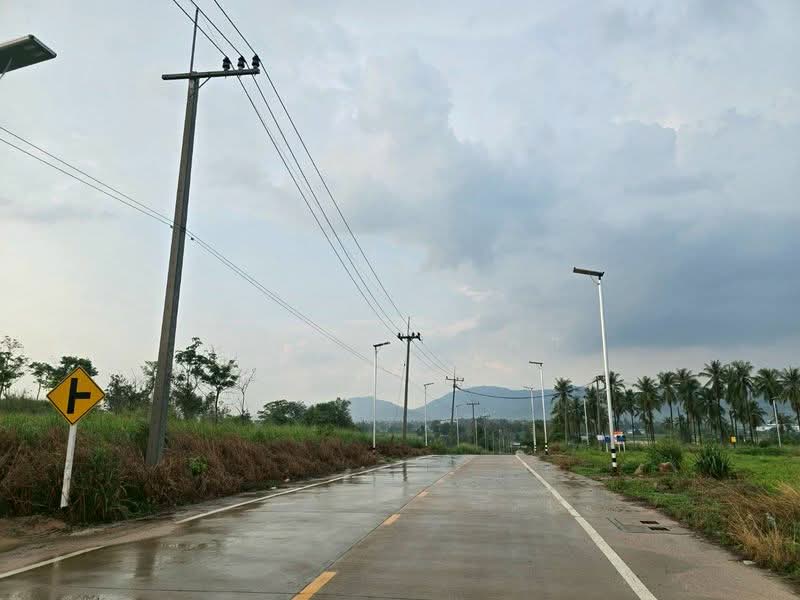 ขายที่ดินทำเลทอง บ่อวิน-ศรีราขา 108 ไร่ ผังม่วงติดถนน 3 ด้าน, Chon Buri (Pattaya), Bo Win, Si Racha, Chon Buri (Pattaya), , 172,800 sqm, Land For Sale, by Dusit Saengfa, 500297830 - DDproperty.com