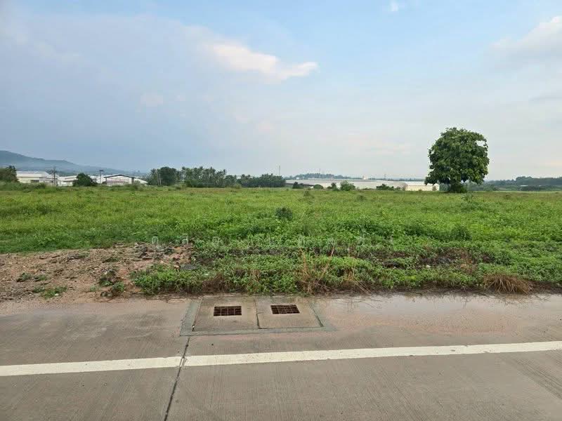 ขายที่ดินทำเลทอง บ่อวิน-ศรีราขา 108 ไร่ ผังม่วงติดถนน 3 ด้าน, Chon Buri (Pattaya), Bo Win, Si Racha, Chon Buri (Pattaya), , 172,800 sqm, Land For Sale, by Dusit Saengfa, 500297830 - DDproperty.com