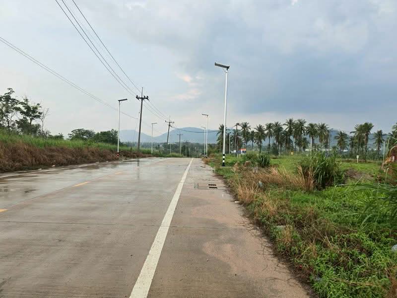 ขายที่ดินทำเลทอง บ่อวิน-ศรีราขา 108 ไร่ ผังม่วงติดถนน 3 ด้าน, ชลบุรี, บ่อวิน, ศรีราชา, ชลบุรี, 172,800 ตร.ม., ที่ดิน ขาย, โดย ดุสิต แสงฟ้า, 500297830 - DDproperty.com