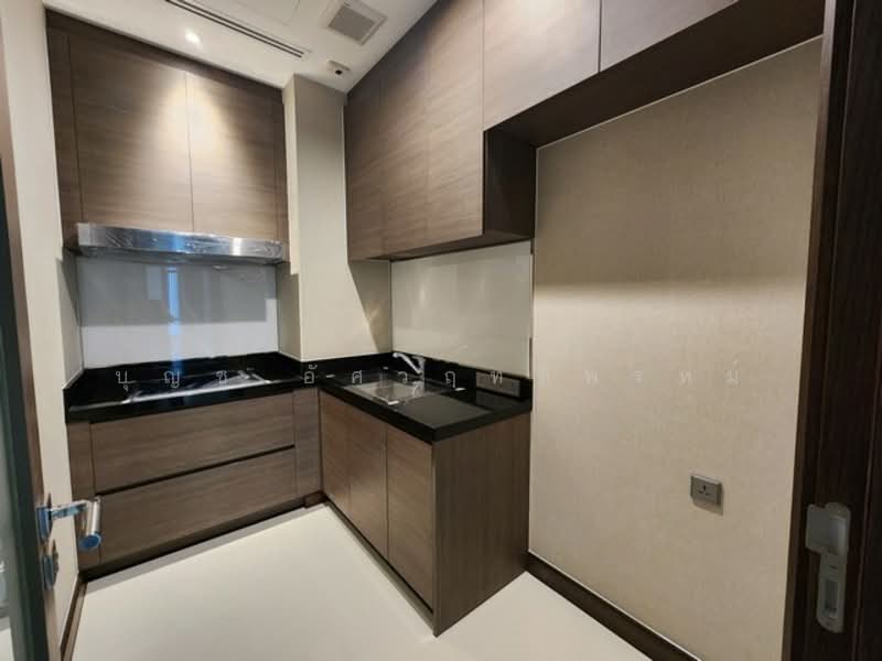 SIRI on 8 Sukhumvit 8, Bangkok, 55 Soi Sukhumvit 8, Sukhumvit Road, Khlong Toei, Khlong Toei, Bangkok, 3 Bedrooms, 197 sqm, Condo For Rent, by บุญชู อัศวฤทธิพรหม์, 500297832 - DDproperty.com