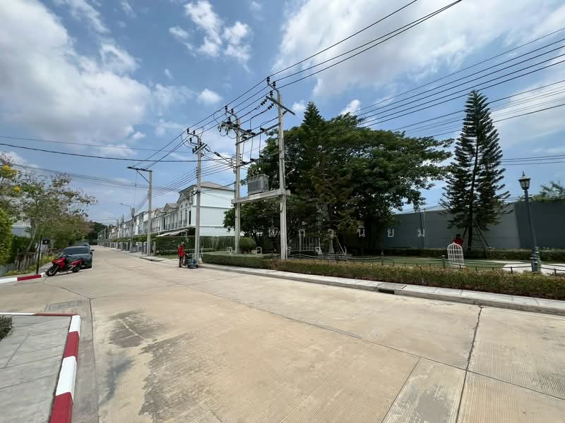 Indy 4 Bangna km.7 : อินดี้ 4 บางนา กม.7, สมุทรปราการ, ถนนบางนา-ตราด, บางแก้ว, บางพลี, สมุทรปราการ, 122 ตร.ม., ทาวน์เฮ้าส์ ขาย, โดย ฟารุก แก้วนิยม (จอร์จ), 500297882 - DDproperty.com