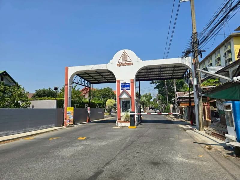 หมู่บ้านซื่อตรง 28, กรุงเทพ, นวมินทร์, นวลจันทร์, บึงกุ่ม, กรุงเทพ, 160 ตร.ม., ทาวน์เฮ้าส์ ขาย, โดย Wanita Intranilodom, 500297885 - DDproperty.com