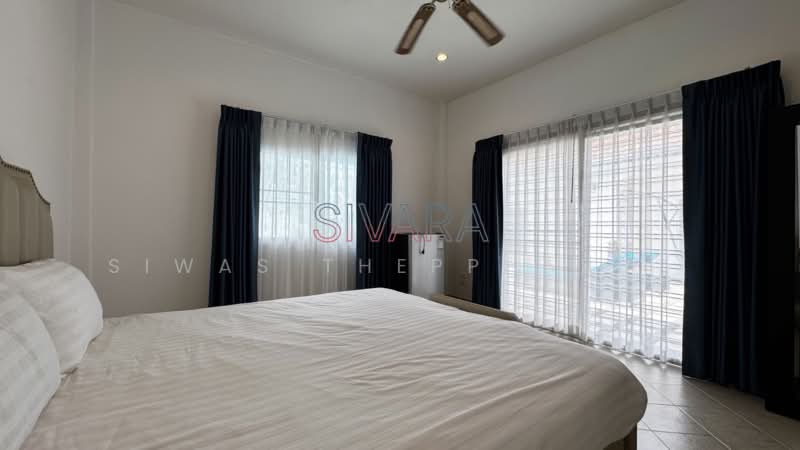 Pet Friendly Villa for Rent at Maprachan Lake, Chon Buri (Pattaya), Soi Ruam Suk 4, Bang Lamung, Bang Lamung (Pattaya), Chon Buri (Pattaya), 4 Bedrooms, 350 sqm, Villa For Rent, by Siwas Thepphabut, 500297915 - DDproperty.com