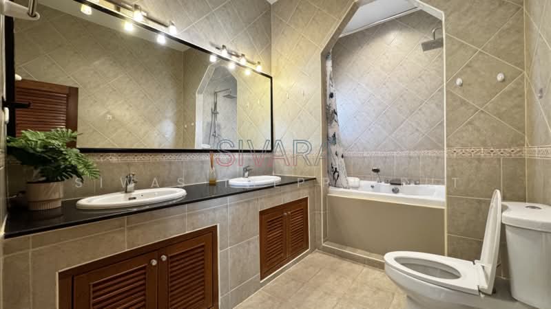 Pet Friendly Villa for Rent at Maprachan Lake, Chon Buri (Pattaya), Soi Ruam Suk 4, Bang Lamung, Bang Lamung (Pattaya), Chon Buri (Pattaya), 4 Bedrooms, 350 sqm, Villa For Rent, by Siwas Thepphabut, 500297915 - DDproperty.com