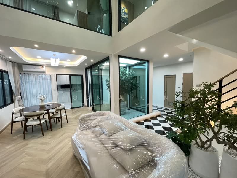 ขายบ้านเดี่ยวตกแต่งใหม่ : ซอยนวมินทร์ 127, กรุงเทพ, นวมินทร์, นวลจันทร์, บึงกุ่ม, กรุงเทพ, 350 ตร.ม., บ้านเดี่ยว ขาย, โดย Poonyaporn Veerabulyarit, 500297924 - DDproperty.com