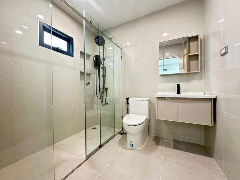ขายบ้านเดี่ยวตกแต่งใหม่ : ซอยนวมินทร์ 127, Bangkok, นวมินทร์, Nuan Chan, Bueng Kum, Bangkok, 3 Bedrooms, 350 sqm, Single Detached House For Sale, by Poonyaporn Veerabulyarit, 500297924 - DDproperty.com