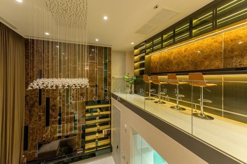 Vittorio 39, Bangkok, 8 Sukhumvit, Khlong Tan Nua, Watthana, Bangkok, 2 Bedrooms, 200 sqm, Condo For Rent, by Phitchaporn Kongsamrong, 500297983 - DDproperty.com
