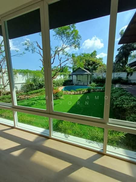 For Sale - Panya Pattanakarn Village, Bangkok