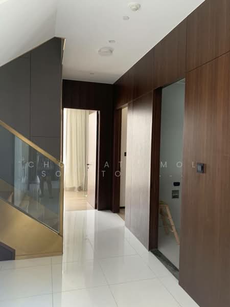 Vittorio 39, Bangkok, 8 Sukhumvit, Khlong Tan Nua, Watthana, Bangkok, 3 Bedrooms, 360 sqm, Condo For Sale, by Chomratkamol Soontorntarawong (Gor), 500298027 - DDproperty.com