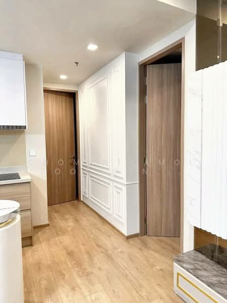 Noble Around Sukhumvit 33, Bangkok, 17 Soi Sukhumvit 33, Khlong Tan Nua, Watthana, Bangkok, 2 Bedrooms, 55 sqm, Condo For Rent, by Chomratkamol Soontorntarawong (Gor), 500298057 - DDproperty.com