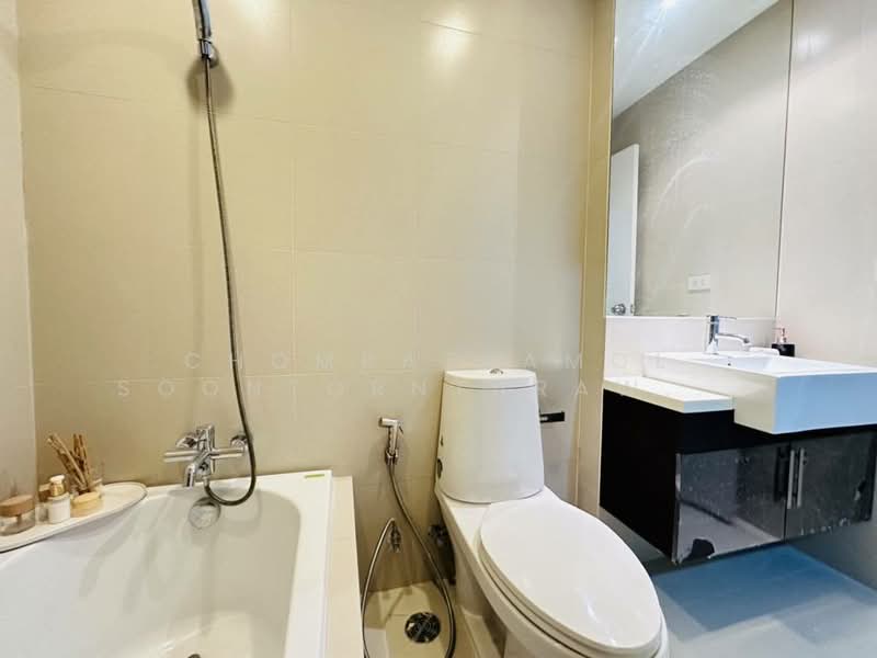 Noble Solo, Bangkok, 988 Thong Lo, Khlong Tan Nua, Watthana, Bangkok, 1 Bedroom, 50 sqm, Condo For Rent, by Chomratkamol Soontorntarawong (Gor), 500298082 - DDproperty.com