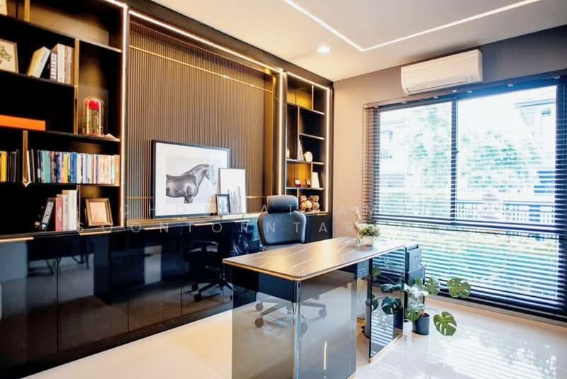 Setthasiri-Krungthep Kreetha 2, Bangkok, Krungthep Kreetha Road, Hua Mak, Bang Kapi, Bangkok, 4 Bedrooms, 273 sqm, Single Detached House For Rent, by Chomratkamol Soontorntarawong (Gor), 500298094 - DDproperty.com