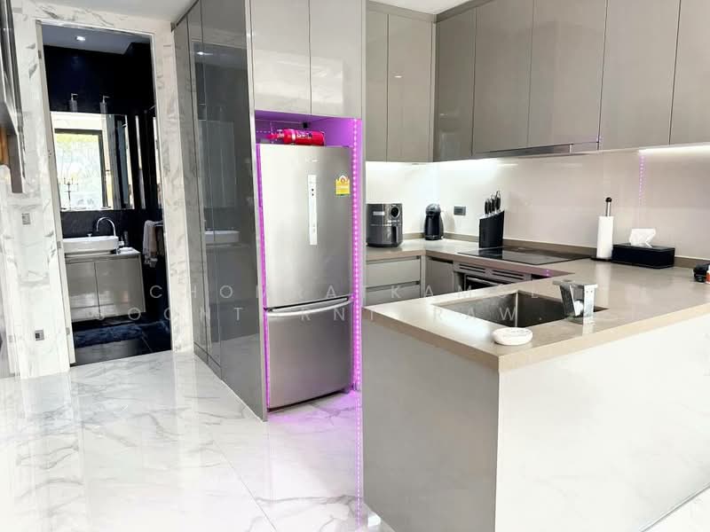 M Silom, Bangkok, 26 Narathiwas Ratchanakarin Road, Suriyawong, Bang Rak, Bangkok, 2 Bedrooms, 158 sqm, Condo For Rent, by Chomratkamol Soontorntarawong (Gor), 500298098 - DDproperty.com
