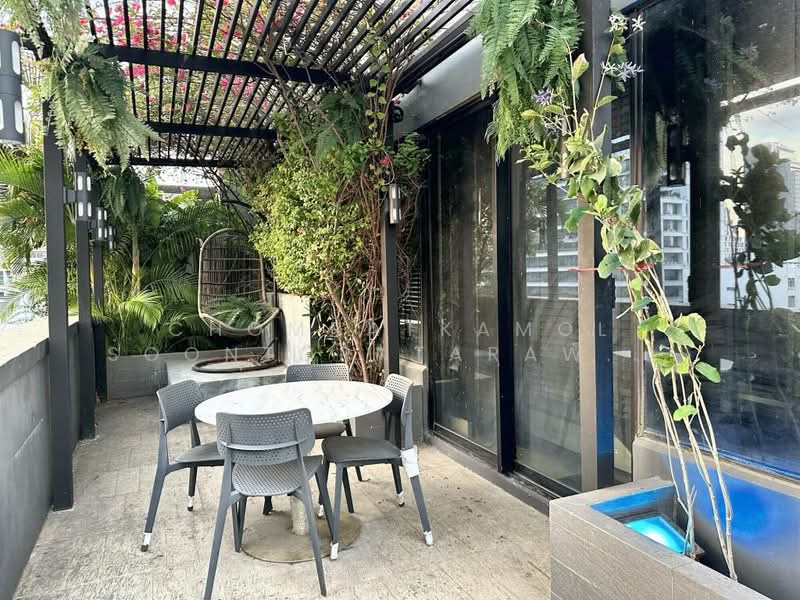 M Silom : เอ็ม สีลม, กรุงเทพ, 26 ถนนนราธิวาสราชนครินทร์, สุริยวงศ์, บางรัก, กรุงเทพ, 158 ตร.ม., คอนโด ให้เช่า, โดย Chomratkamol Soontorntarawong (Gor), 500298098 - DDproperty.com