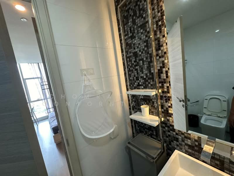 The Room Sathorn, Bangkok, 78 Pan Road, Silom, Bang Rak, Bangkok, 1 Bedroom, 50 sqm, Condo For Sale, by Chomratkamol Soontorntarawong (Gor), 500298106 - DDproperty.com