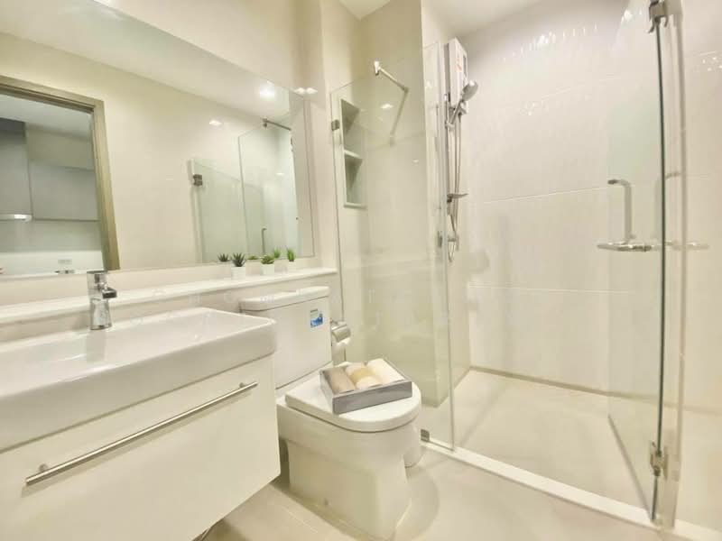 Life Asoke Hype, Bangkok, 339 Chaturathit Rd, Makkasan, Ratchathewi, Bangkok, 1 Bedroom, 32 sqm, Condo For Rent, by Chomratkamol Soontorntarawong (Gor), 500298112 - DDproperty.com