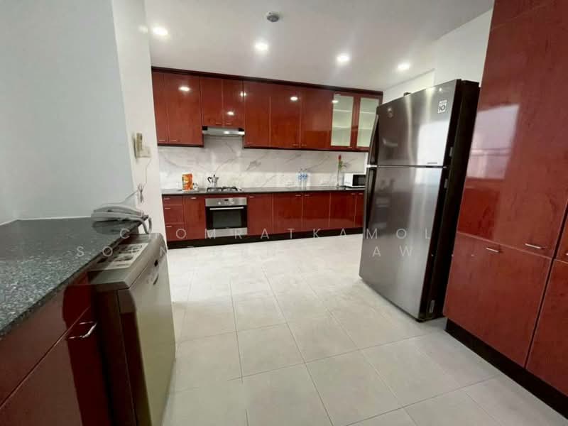 Ruamsuk Condominium : ร่วมสุข คอนโดมิเนียม, กรุงเทพ, 12 ซอยอรรถวี, คลองตัน, คลองเตย, กรุงเทพ, 350 ตร.ม., คอนโด ให้เช่า, โดย Chomratkamol Soontorntarawong (Gor), 500298117 - DDproperty.com