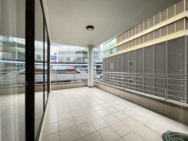 Villa Fourteen, Bangkok, Soi Sukhumvit 14, Khlong Toei, Bangkok, 4 Bedrooms, 300 sqm, Apartment For Rent, by Chomratkamol Soontorntarawong (Gor), 500298153 - DDproperty.com