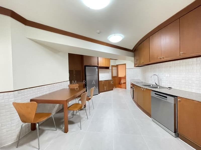 Villa Fourteen : วิลล่า โฟร์ทีน, กรุงเทพ, ซอย สุขุมวิท 14, คลองเตย, กรุงเทพ, 300 ตร.ม., อพาร์ทเมนท์ ให้เช่า, โดย Chomratkamol Soontorntarawong (Gor), 500298153 - DDproperty.com