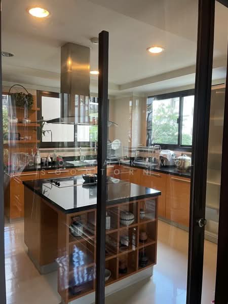 The Lanai Sathorn, Bangkok, Soi Yen Akart 2, Chong Nonsi, Yan Nawa, Bangkok, 3 Bedrooms, 267 sqm, Condo For Sale, by Chomratkamol Soontorntarawong (Gor), 500298154 - DDproperty.com