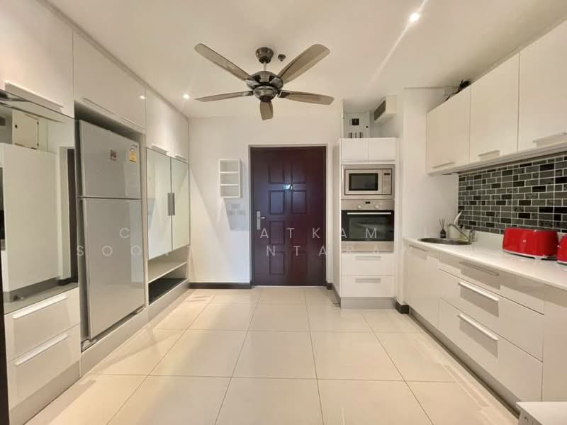 The Prime 11, Bangkok, 29 Soi Sukhumvit 11, Khlongtoei Nua, Watthana, Bangkok, 1 Bedroom, 51 sqm, Condo For Sale, by Chomratkamol Soontorntarawong (Gor), 500298162 - DDproperty.com