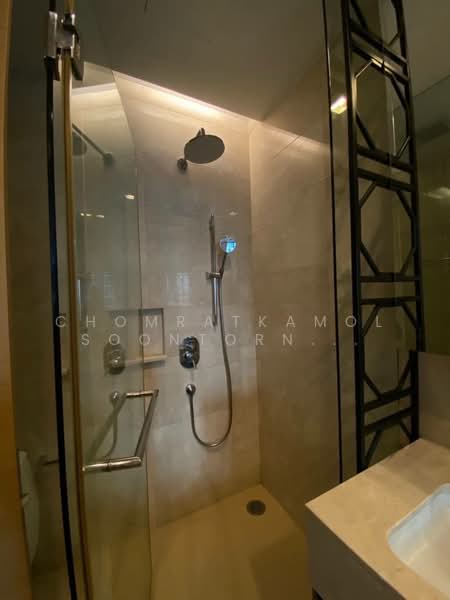 Prive by Sansiri, Bangkok, 68 Soi Ruamrudee, Wireless Road, Lumphini, Pathum Wan, Bangkok, 1 Bedroom, 104 sqm, Condo For Rent, by Chomratkamol Soontorntarawong (Gor), 500298164 - DDproperty.com