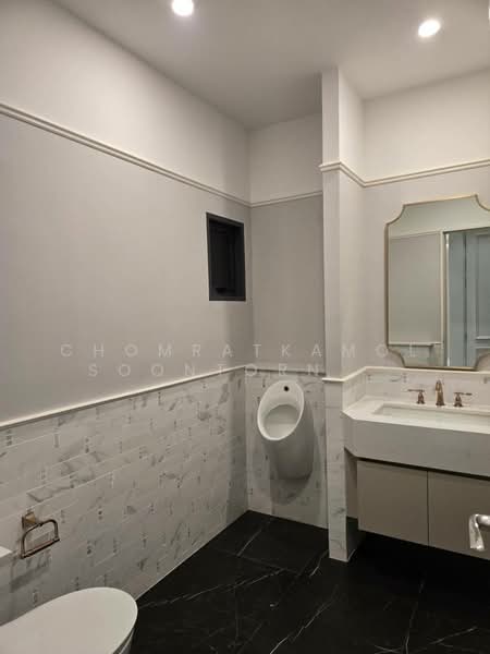 Narasiri Krungthep Kreetha, Bangkok, 69 Soi Pracha Ruamjai, Hua Mak, Bang Kapi, Bangkok, 4 Bedrooms, 554 sqm, Single Detached House For Rent, by Chomratkamol Soontorntarawong (Gor), 500298168 - DDproperty.com