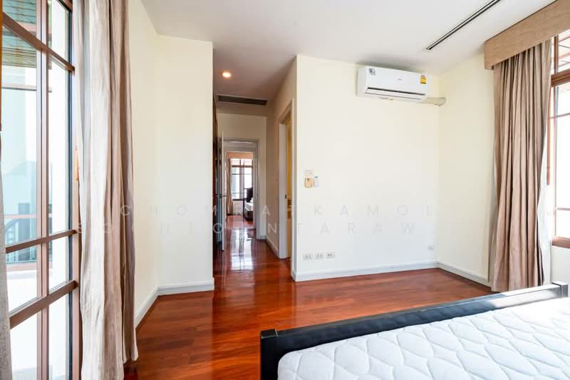 Baan Sansiri Sukhumvit 67, Bangkok, 32 Soi Sukhumvit 67, Phra Kanong Nua, Watthana, Bangkok, 4 Bedrooms, 490 sqm, Single Detached House For Rent, by Chomratkamol Soontorntarawong (Gor), 500298177 - DDproperty.com