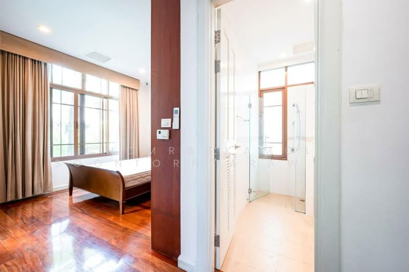 Baan Sansiri Sukhumvit 67, Bangkok, 32 Soi Sukhumvit 67, Phra Kanong Nua, Watthana, Bangkok, 4 Bedrooms, 490 sqm, Single Detached House For Rent, by Chomratkamol Soontorntarawong (Gor), 500298177 - DDproperty.com