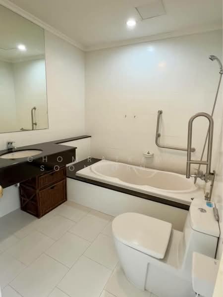 Supalai Casa Riva : ศุภาลัย คาซา ริวา, กรุงเทพ, 780 ถนนเจริญกรุง, บางคอแหลม, บางคอแหลม, กรุงเทพ, 112 ตร.ม., คอนโด ขาย, โดย Chomratkamol Soontorntarawong (Gor), 500298212 - DDproperty.com